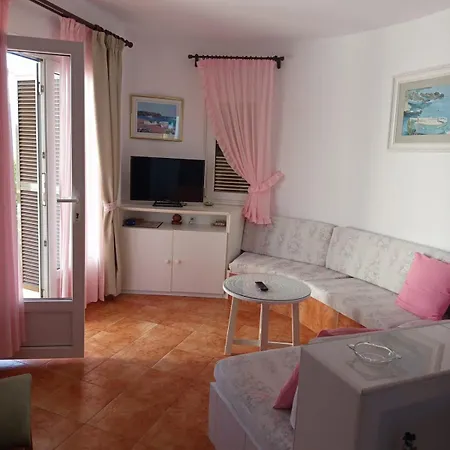 2br With Pool Near Cales Piques